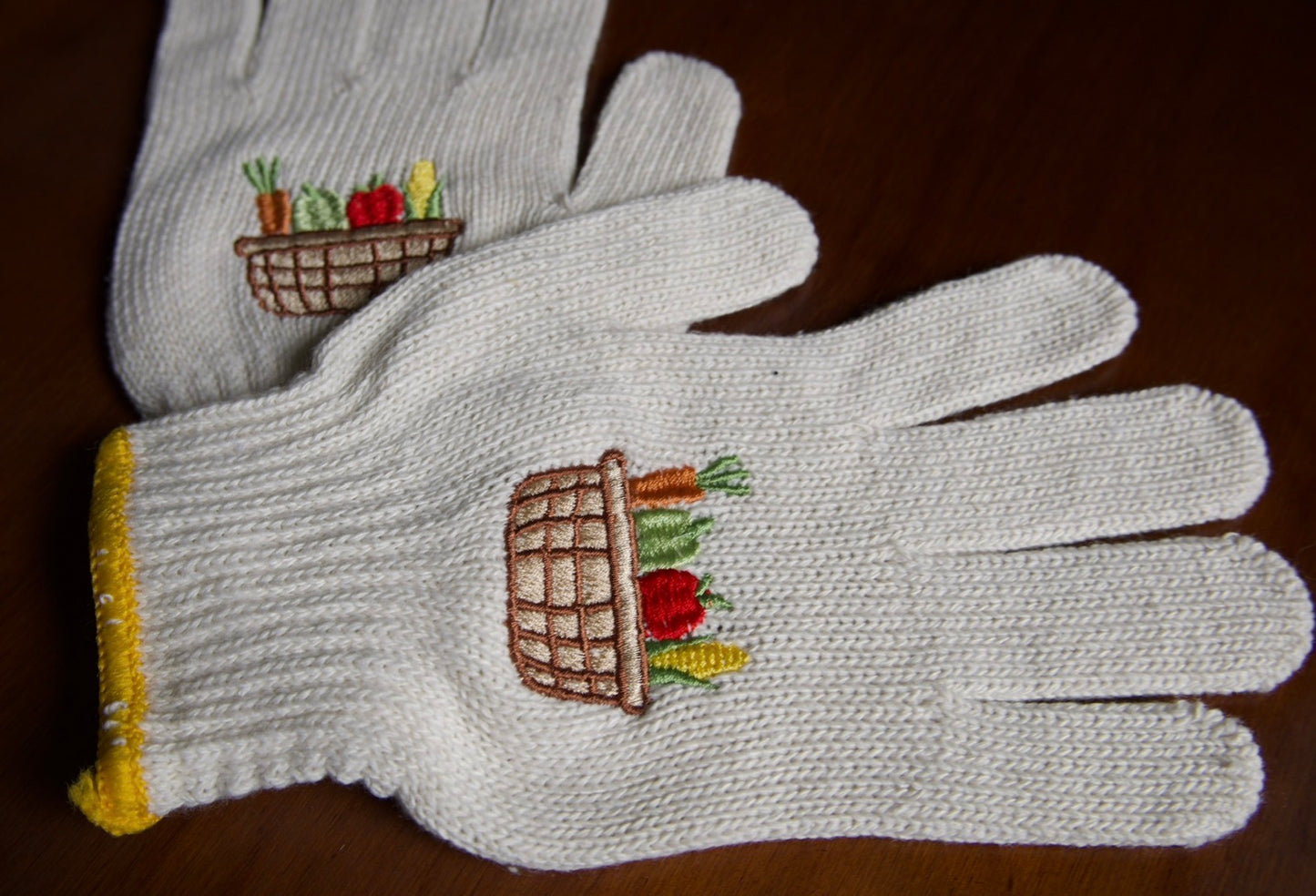 Veggie Basket Gardening Gloves